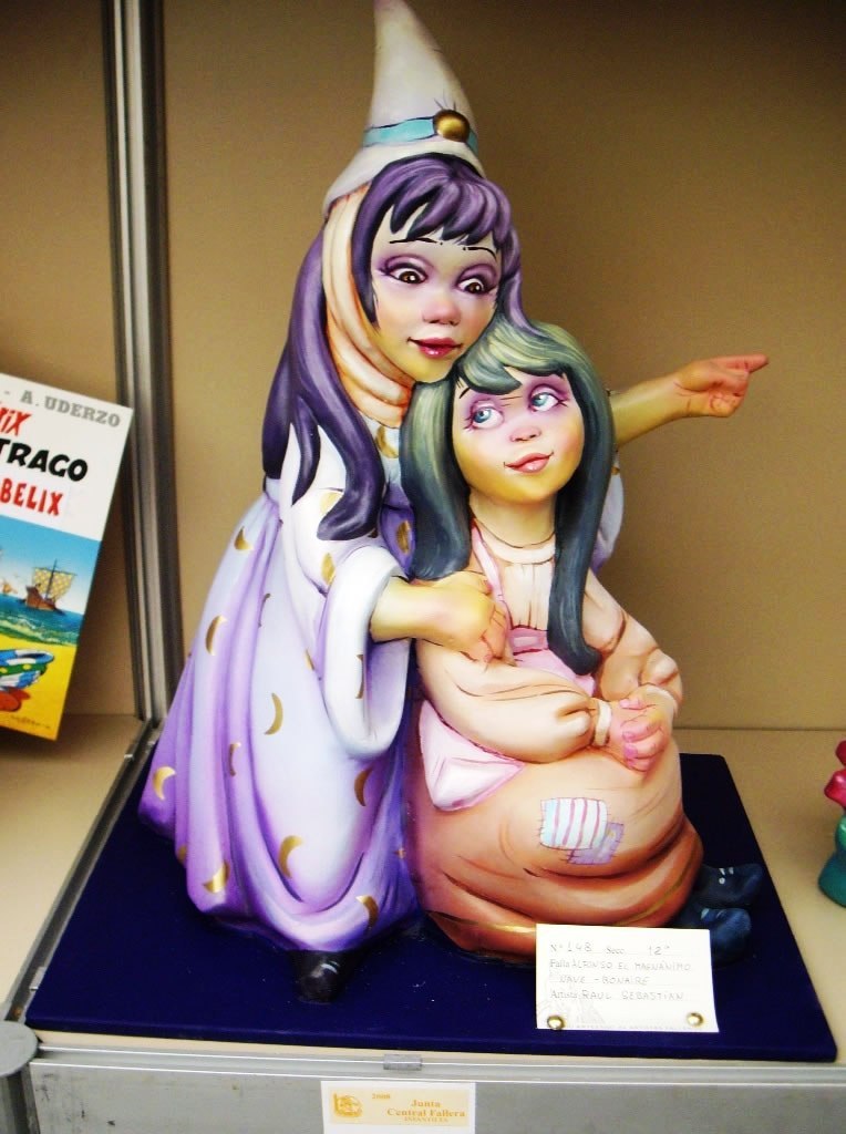 Totfalles: Pl. Alfonso el Magnánimo-Nave-Bonaire